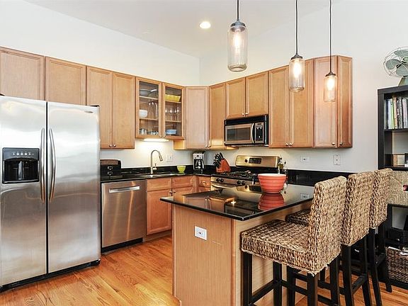 5th image of 1704 W Chicago Ave #2