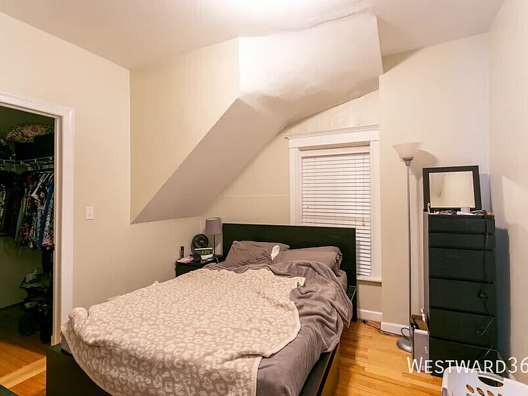2701 N Richmond St #1 — Photo 9