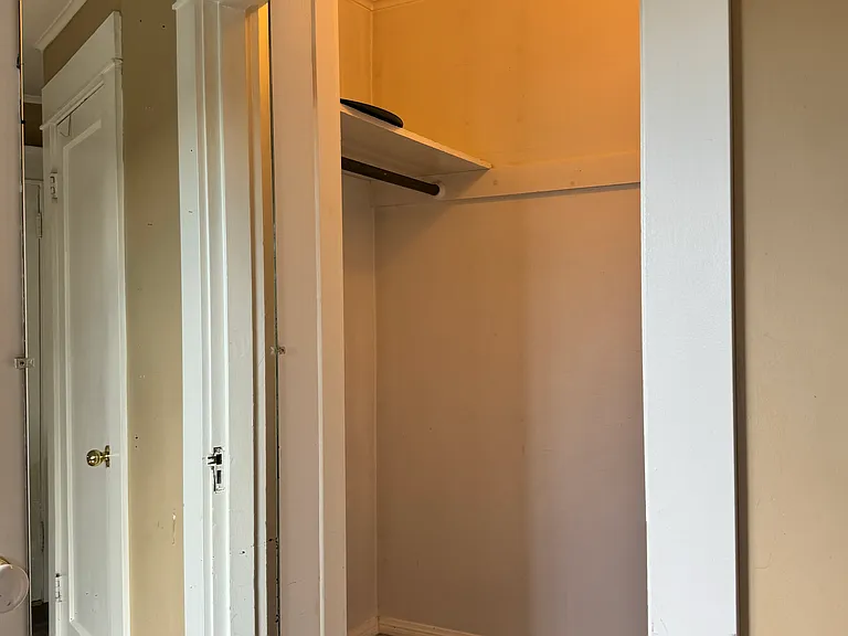 4014 Midvale Ave N #C — Photo 8