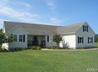 126 Dallie Dr, Knotts Island, NC 27950