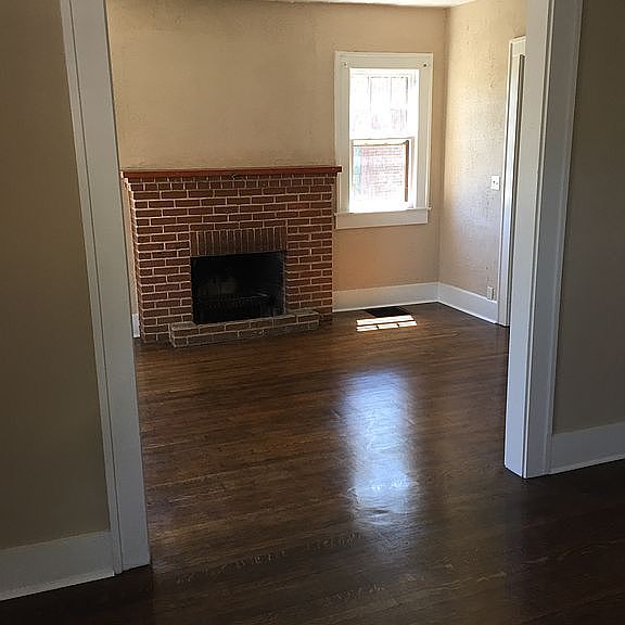 Listing photo 4