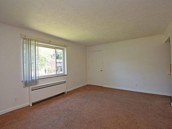 4th image of 2337 Vera Ave
