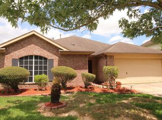 212 Cedar Lake Dr, League City, TX 77573