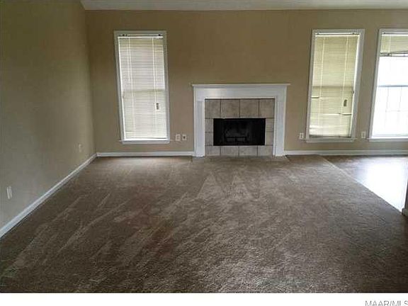 3rd image of 5633 Sweetwood Way