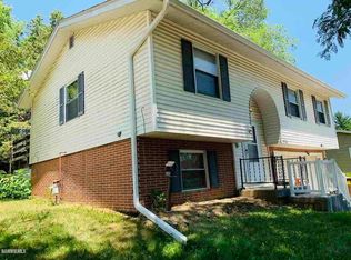 1736 Revere St, Freeport, IL 61032