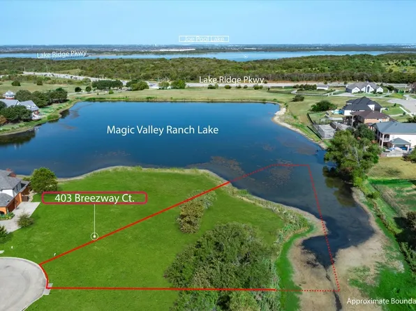 403 Breezeway Ct, Cedar Hill, TX 75104