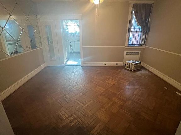 5th image of 5622 N Uber St