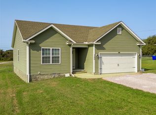 360 Peterson Ave, Auburn, KY 42206