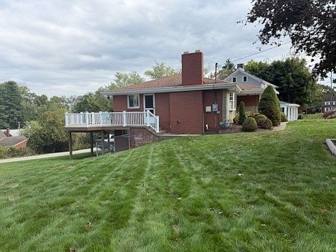 3rd image of 201 Orchard Park Dr