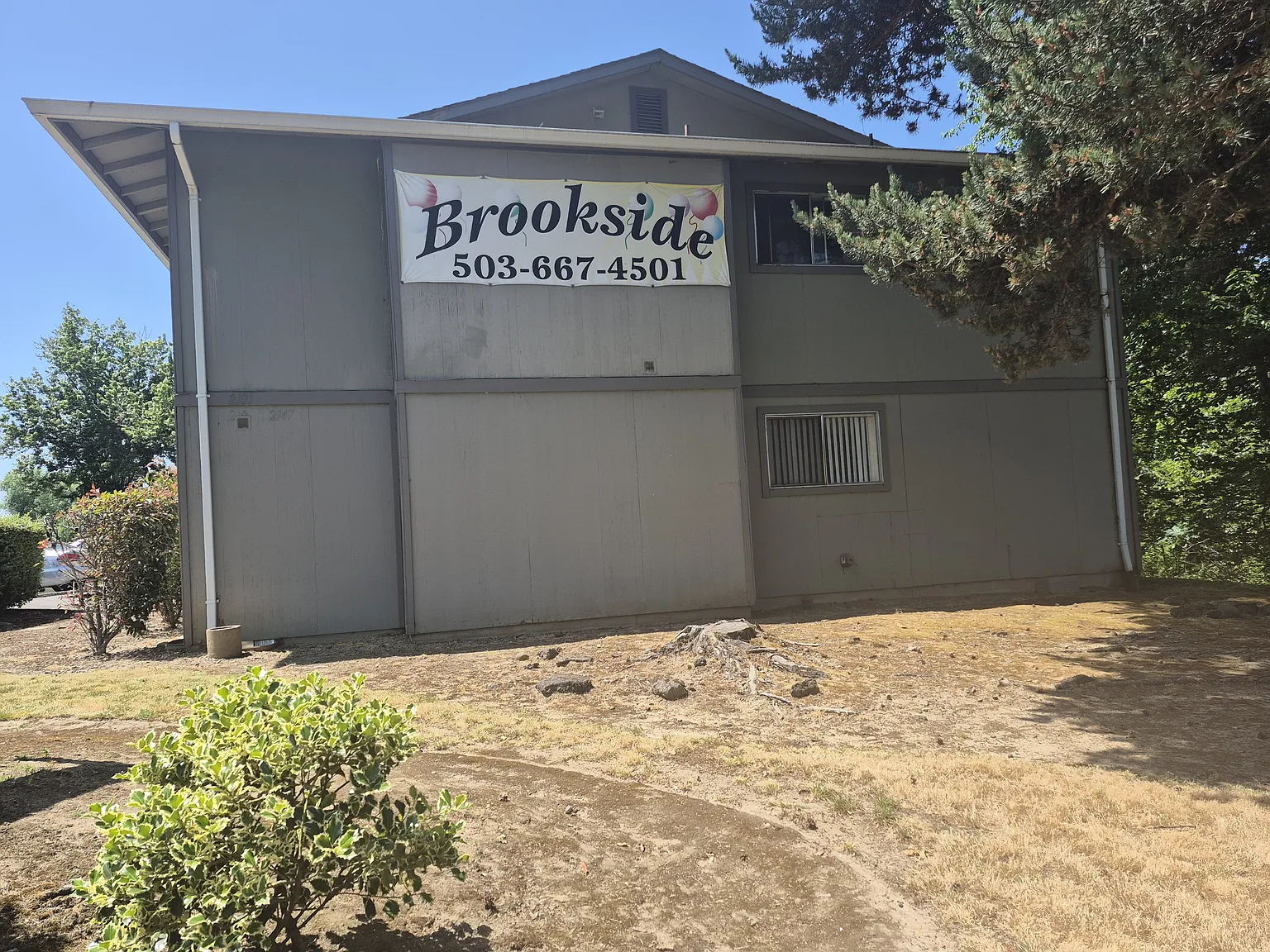 Brookside Apts - 2139 — Photo 1