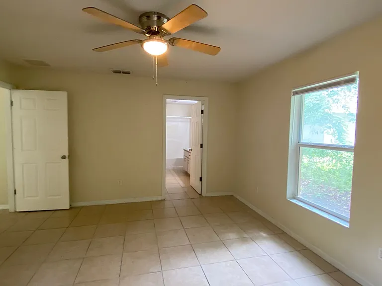523 Silver Way Dr — Photo 20