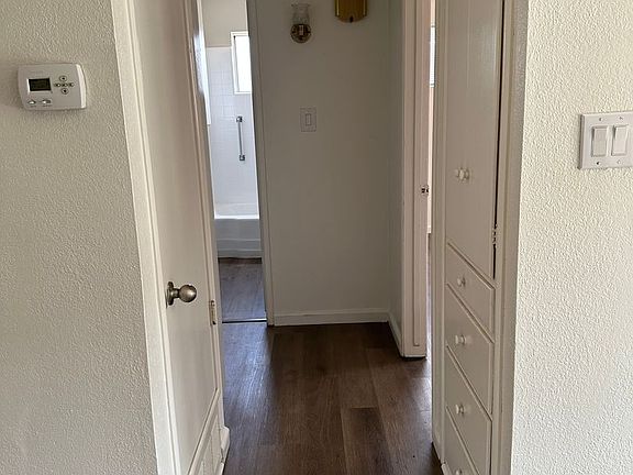 5th image of 514 W Iris Ave #B