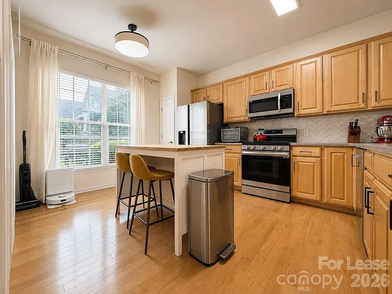 3306 Darlington Rd — Photo 5