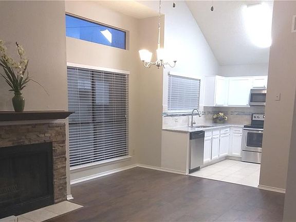 5th image of 1001 Sylvan Creek Dr