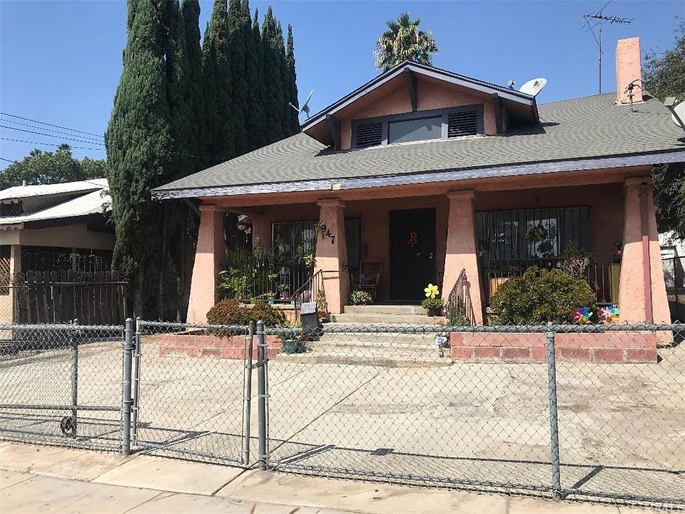 2nd image of 947 S Dacotah St
