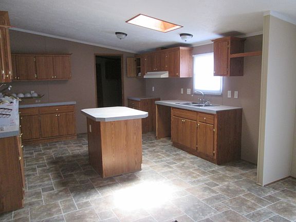 3rd image of 26619 Sierra Ln