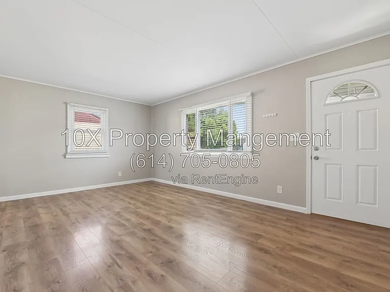 4493 Saint Ann Ln — Photo 11
