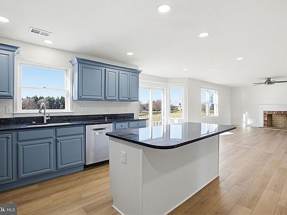 4th image of 15005 Bushy Park Rd