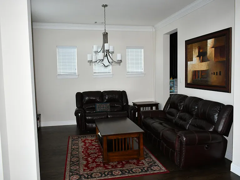 1717 Carter Cir — Photo 5