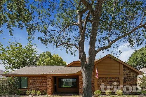 708 Wedgegate Dr Photo 1