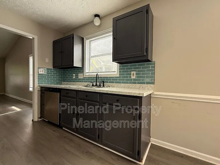 187 Aloha Dr — Photo 22