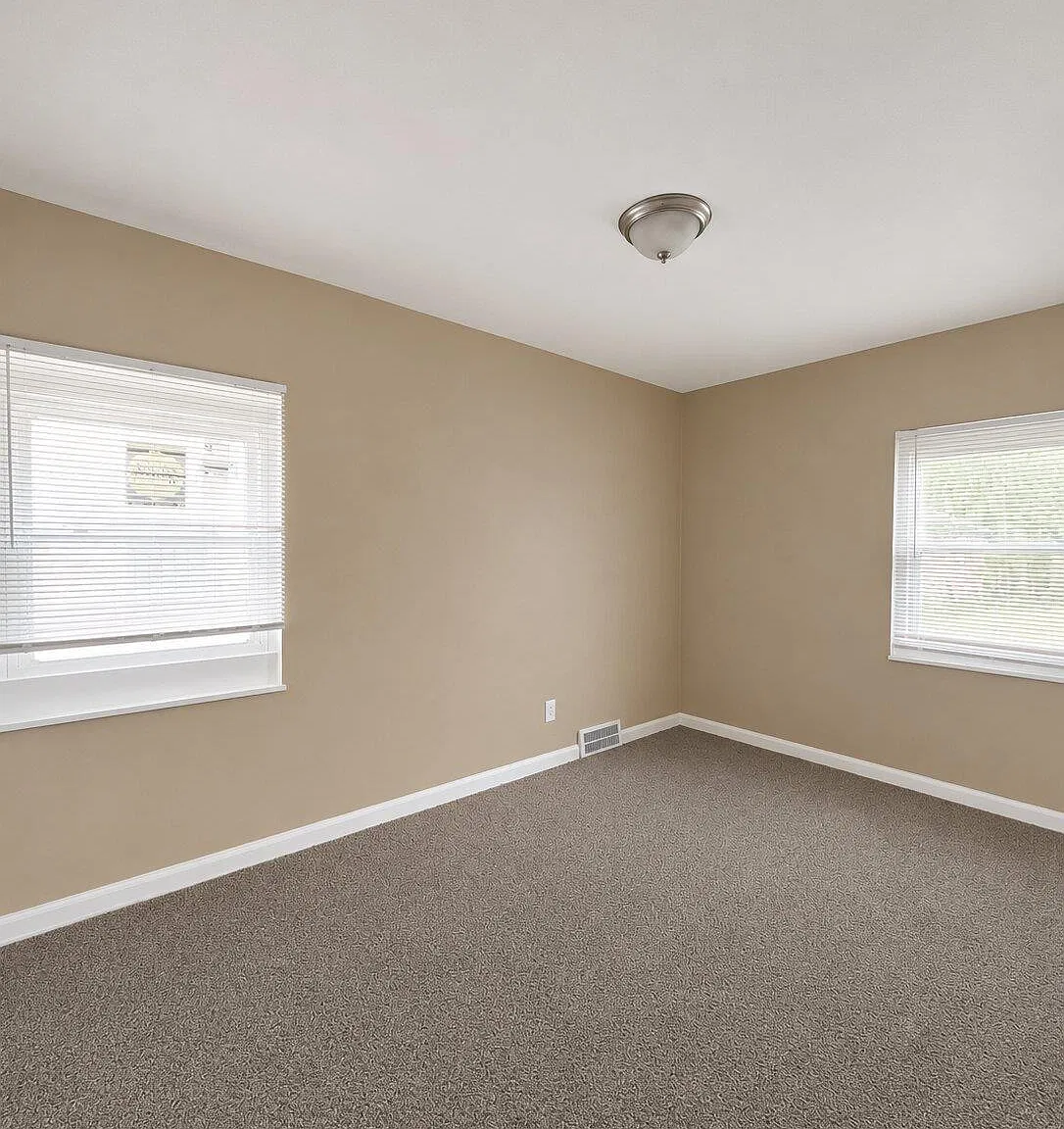 2 bed, 900 sqft, $900 — Photo 3