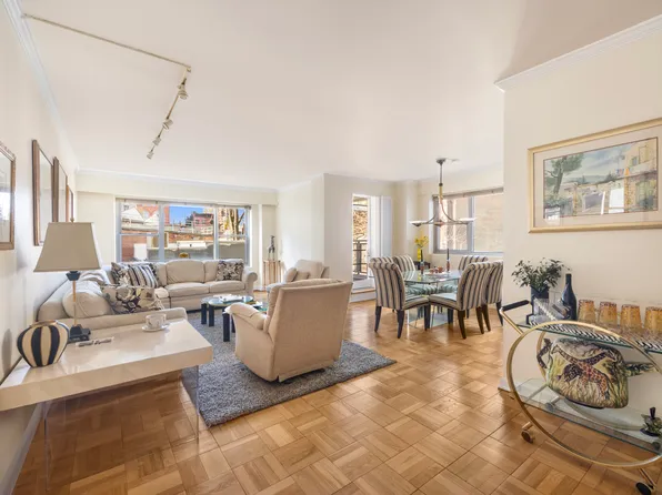 2 5th Avenue image 1 of 6