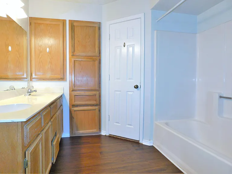 3008 Anysa Ln — Photo 18