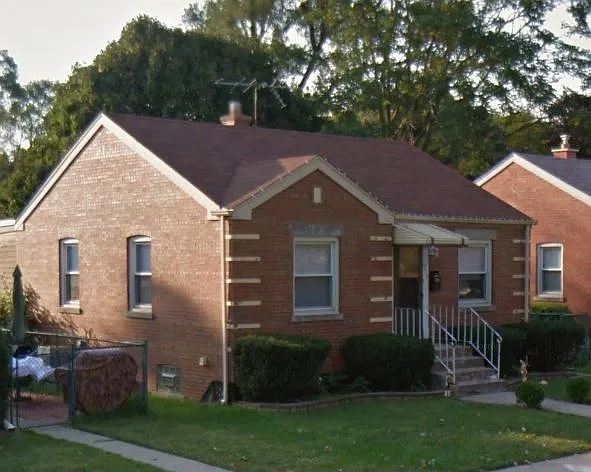 9544 S Albany Ave photo 1