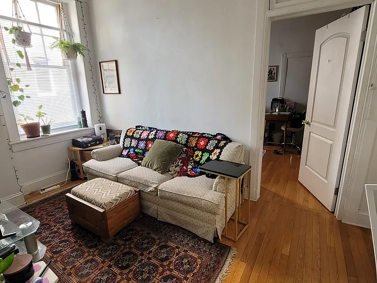 421 W Grace St #102 — Photo 9