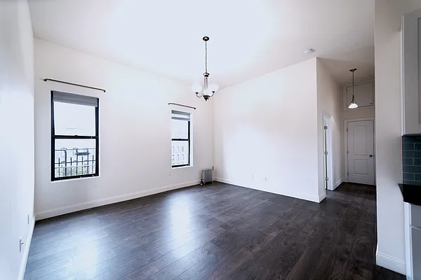 Rented by REAL New York | media 8