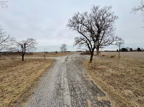 2314 State Route 20, Clyde, OH 43410