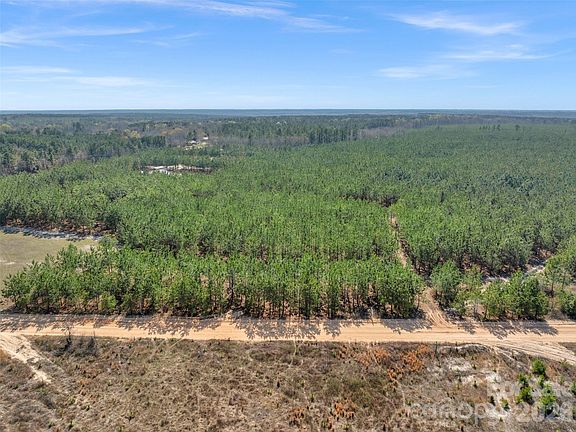 3rd image of 931 Charlie Johnson Rd #10