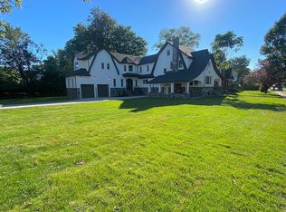 488 Grove St, Ridgewood, NJ 07450