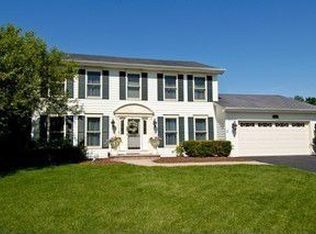 81 Breckenridge Dr, Aurora, IL