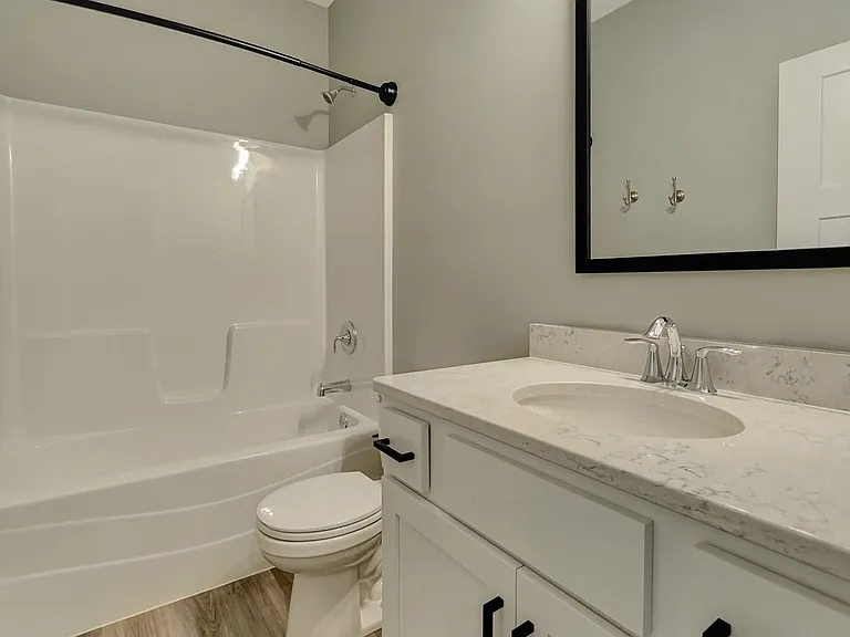5041 State Hill Dr — Photo 15