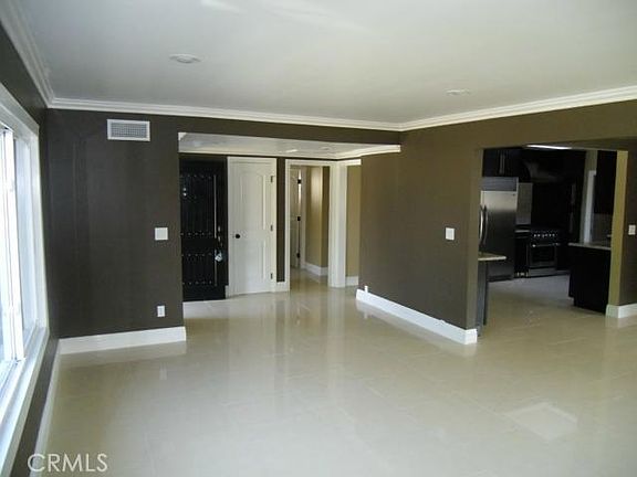 3rd image of 6225 Melvin Ave