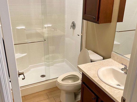 5th image of 17989 Deerberry Way Unit B