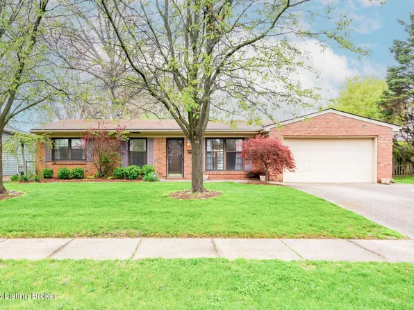 4411 Lynnbrook Dr, Louisville, KY 40220