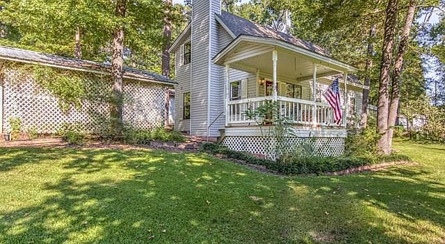 1st image of 212 Shady Ln