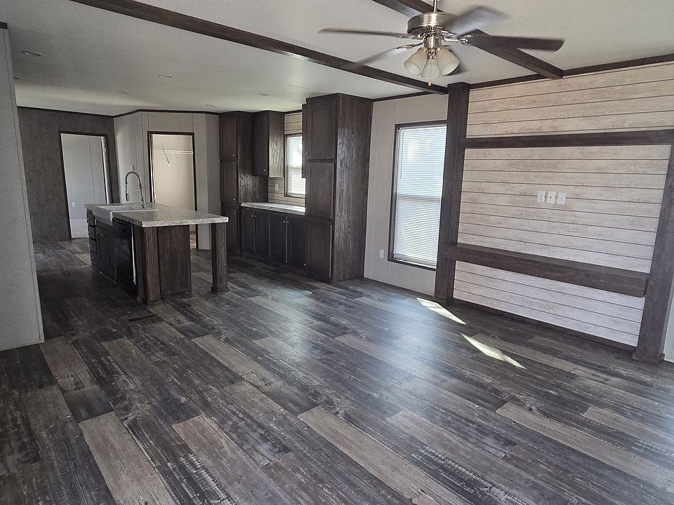 Spacious Open Living and Kitchen