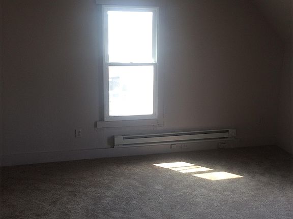 3rd image of 407 E University Ave APT 4