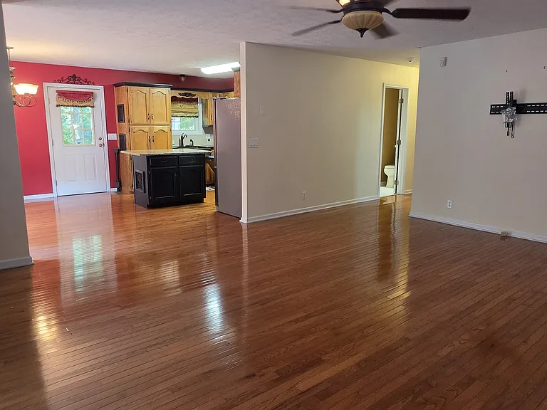 3115 Dogwood Ln — Photo 13
