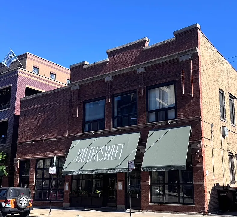 1114 W Belmont Ave #2
