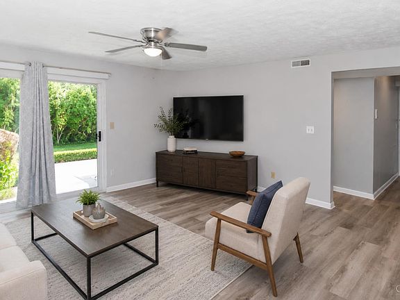 4th image of 5990 Meadowcreek Dr APT 2