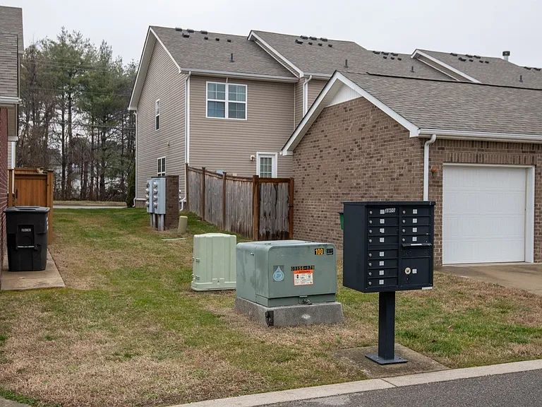 3916 Hoggett Ford Rd — Photo 23