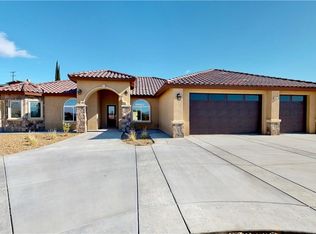 14453 Apple Valley Rd, Apple Valley, CA 92307