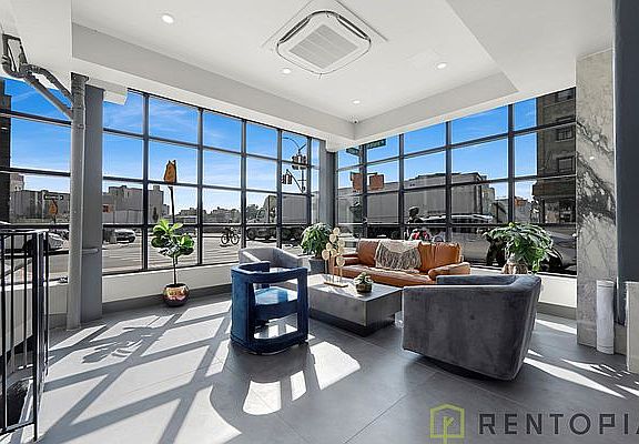 2nd image of 2337 Bedford Ave #5K