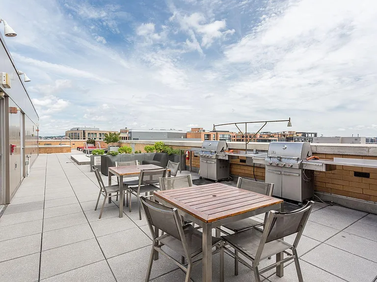 475 K St NW #314 — Photo 17