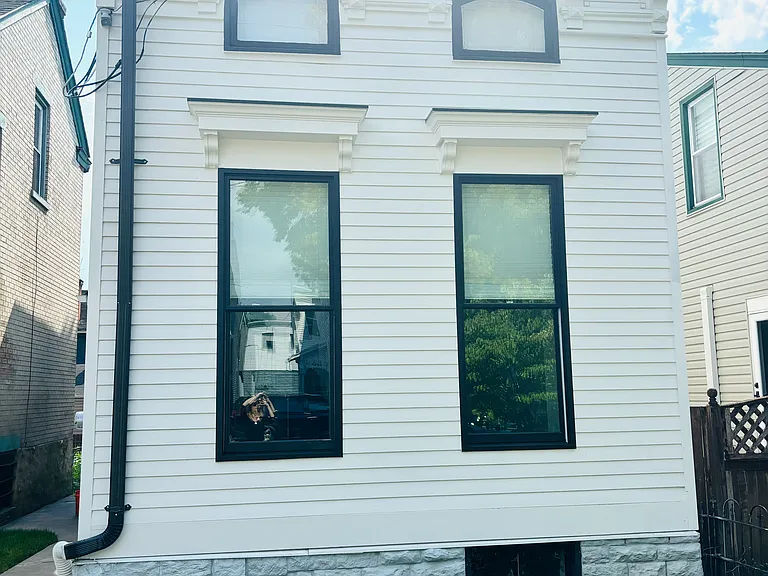 940 Monroe St — Photo 3